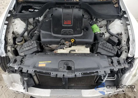 2015 Infiniti Q40 z USA, uszkodzony, nr VIN JN1CV6AR9FM650125